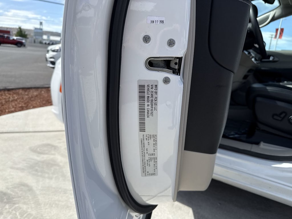 Thumbnail: 2024 Chrysler Pacifica - 19