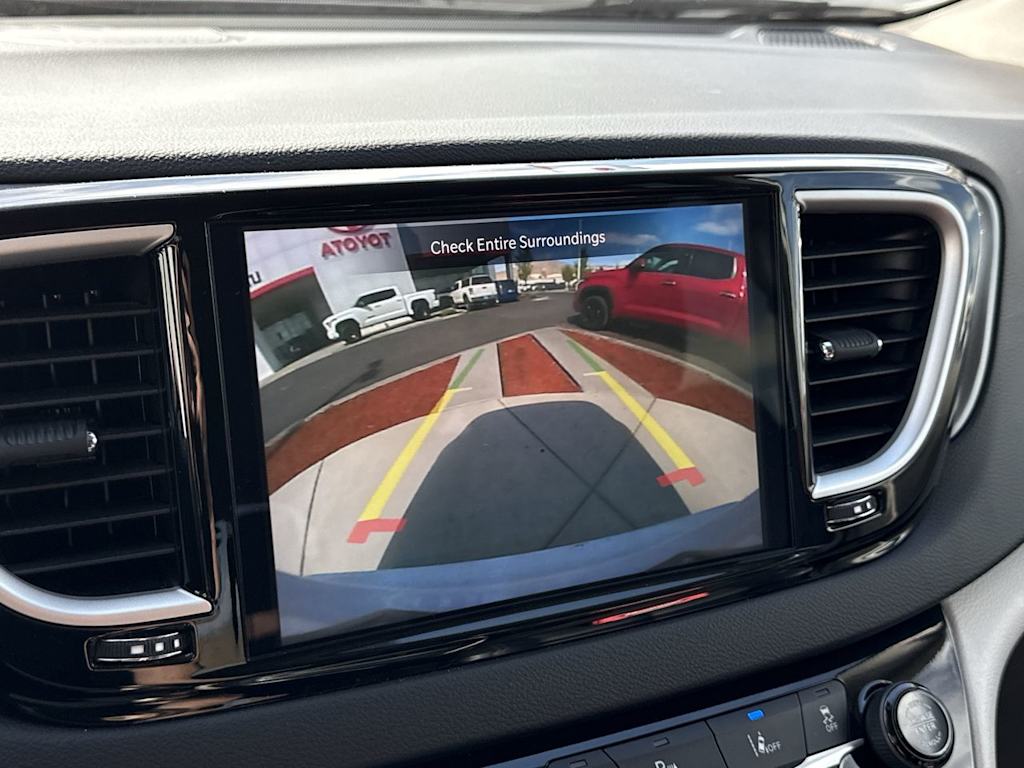 Thumbnail: 2024 Chrysler Pacifica - 22