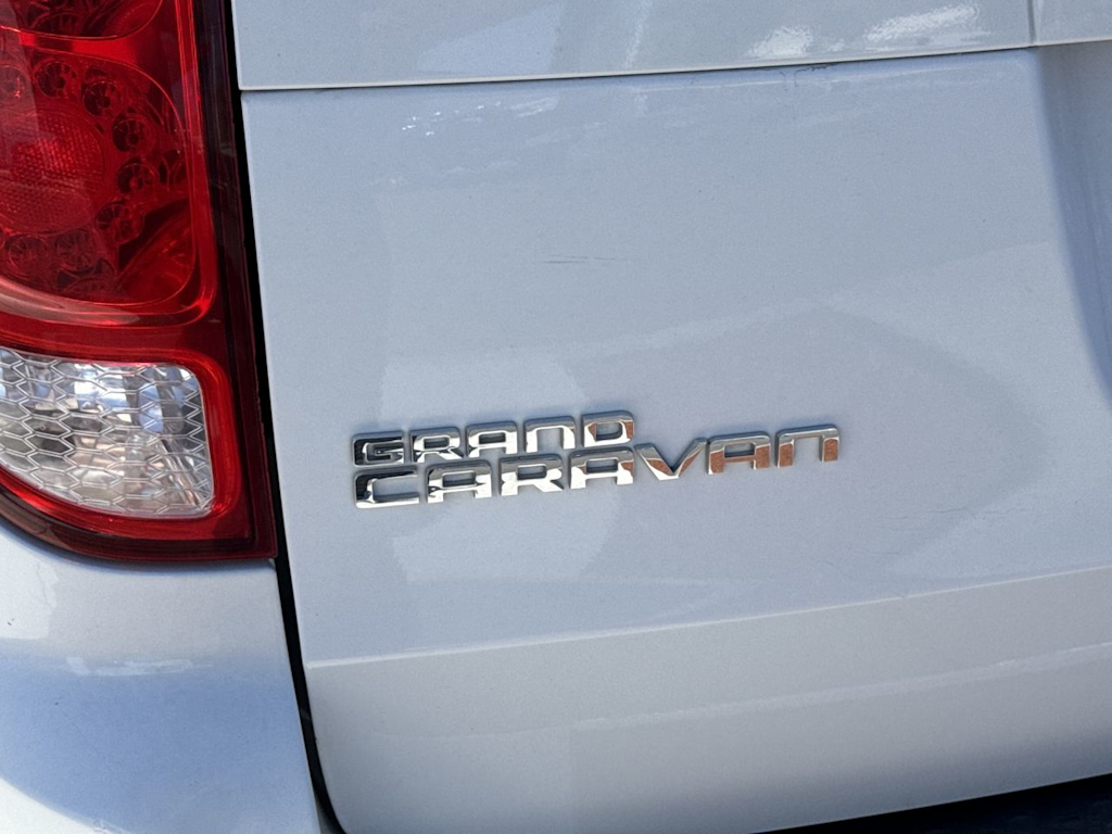 Thumbnail: 2018 Dodge Grand Caravan - 7