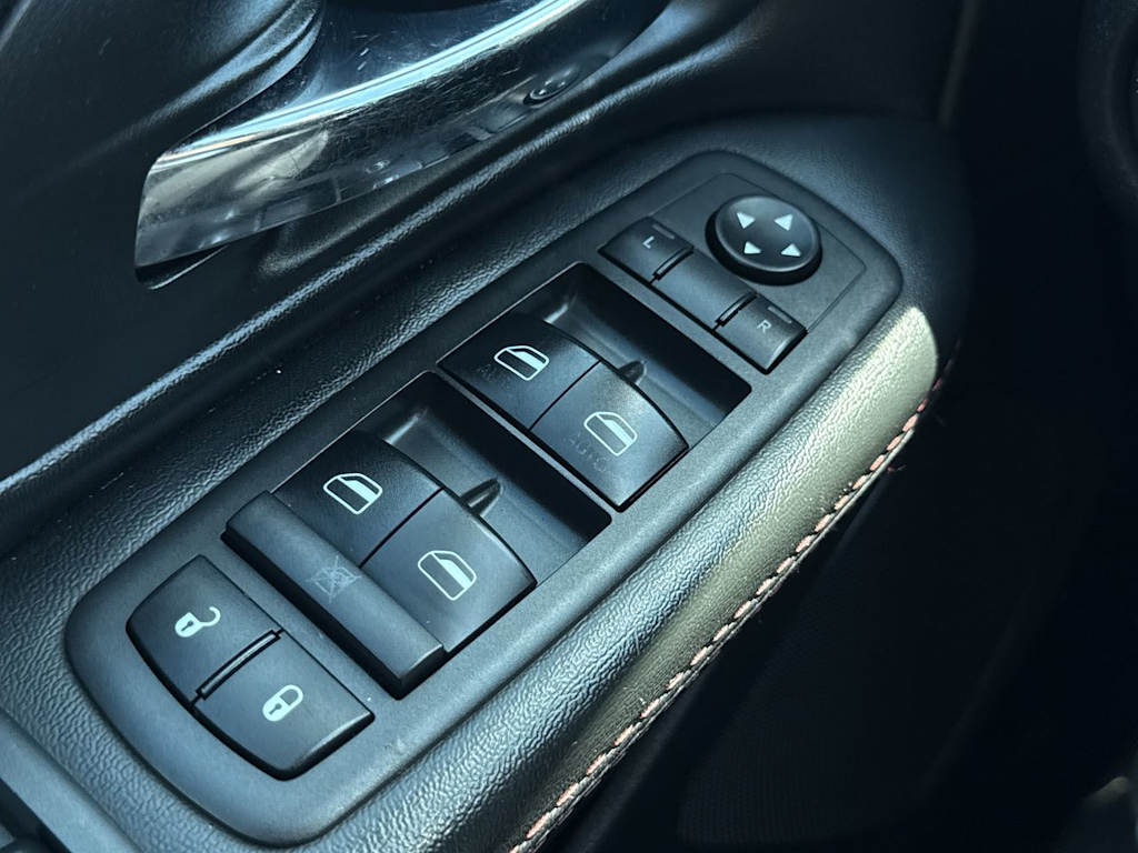 Thumbnail: 2018 Dodge Grand Caravan - 24