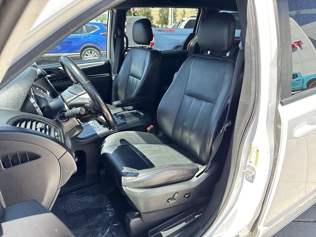 Thumbnail: 2018 Dodge Grand Caravan - 11