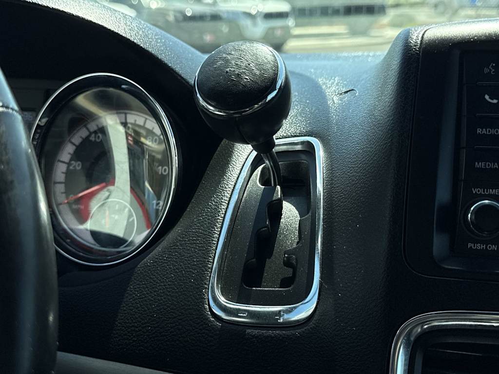 Thumbnail: 2018 Dodge Grand Caravan - 22