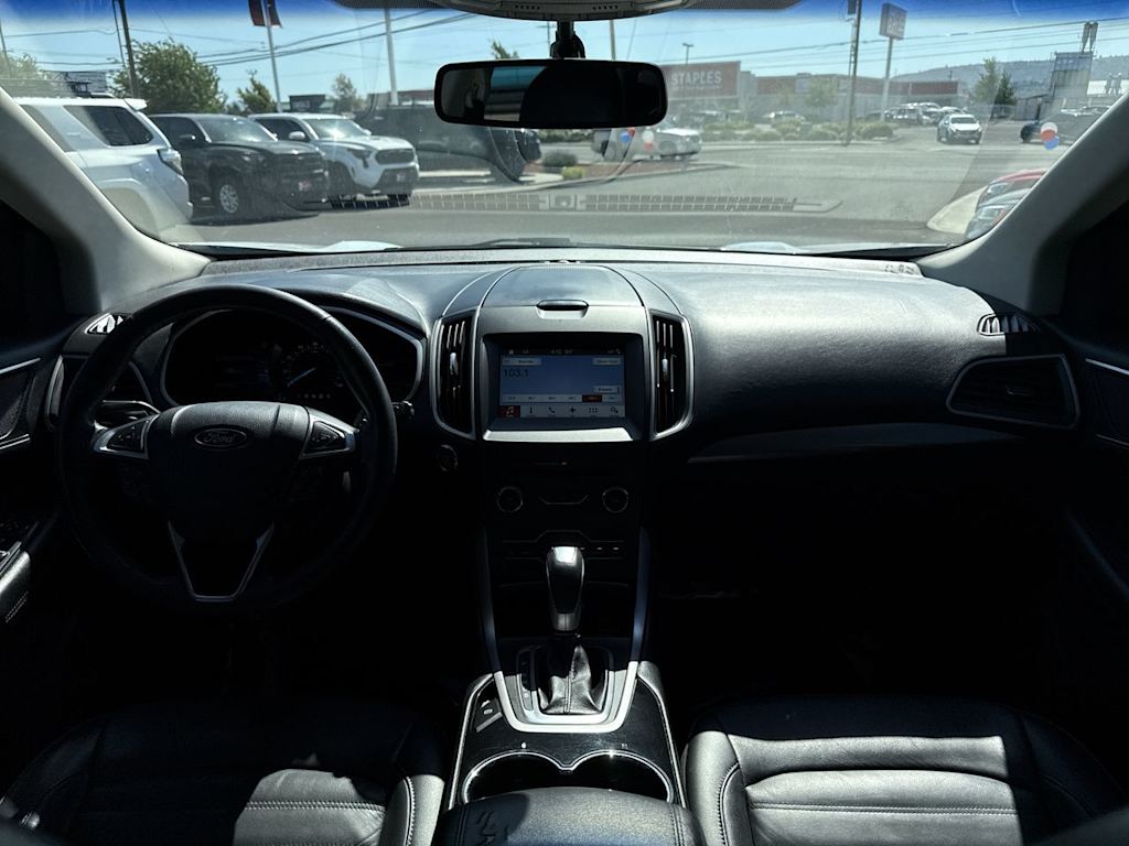 Thumbnail: 2016 Ford Edge - 2