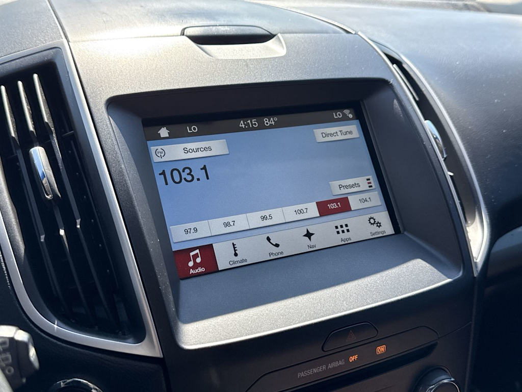Thumbnail: 2016 Ford Edge - 14