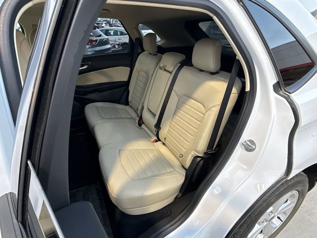 Thumbnail: 2022 Ford Edge - 13