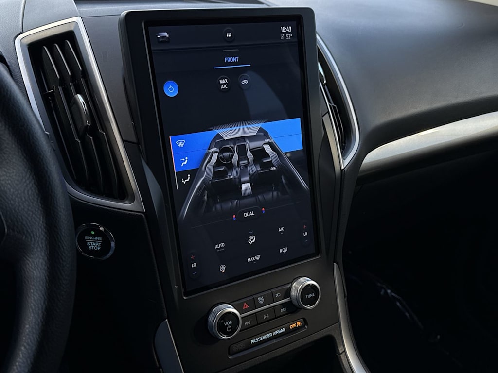 Thumbnail: 2022 Ford Edge - 14