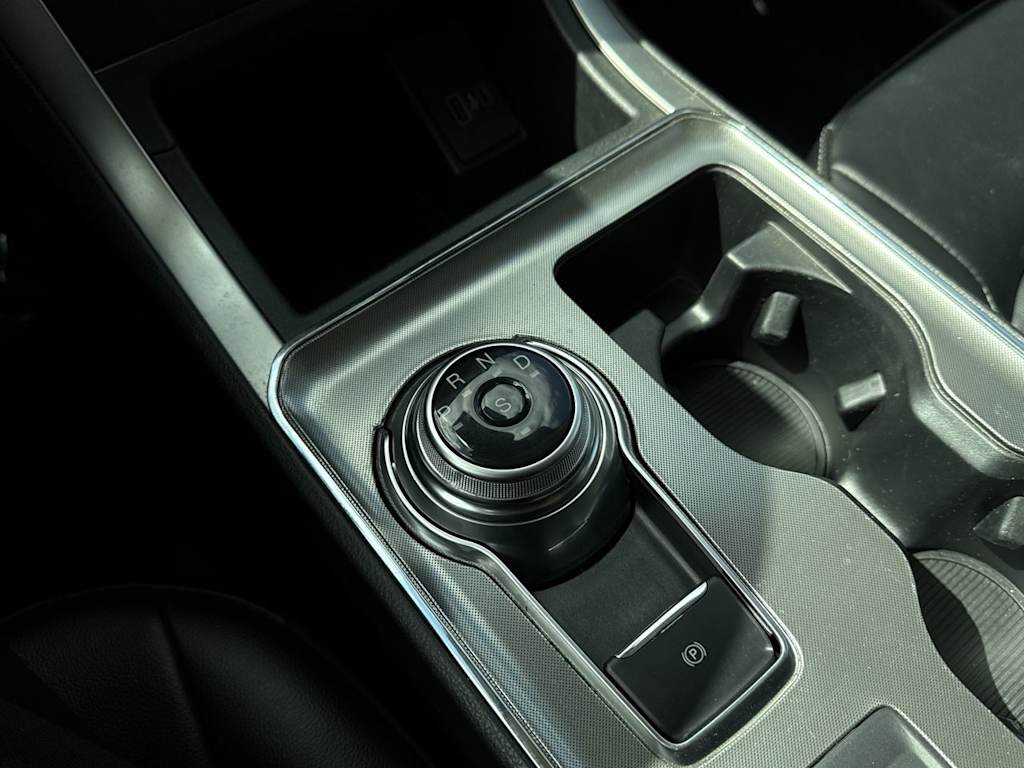 Thumbnail: 2022 Ford Edge - 15