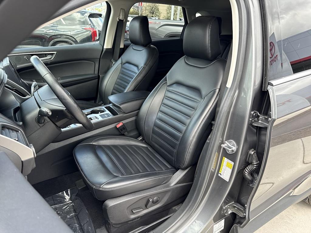 Thumbnail: 2022 Ford Edge - 11