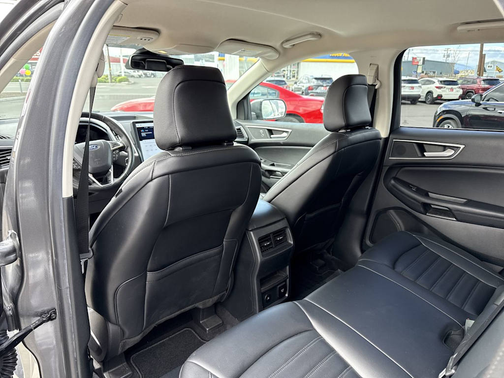 Thumbnail: 2022 Ford Edge - 20