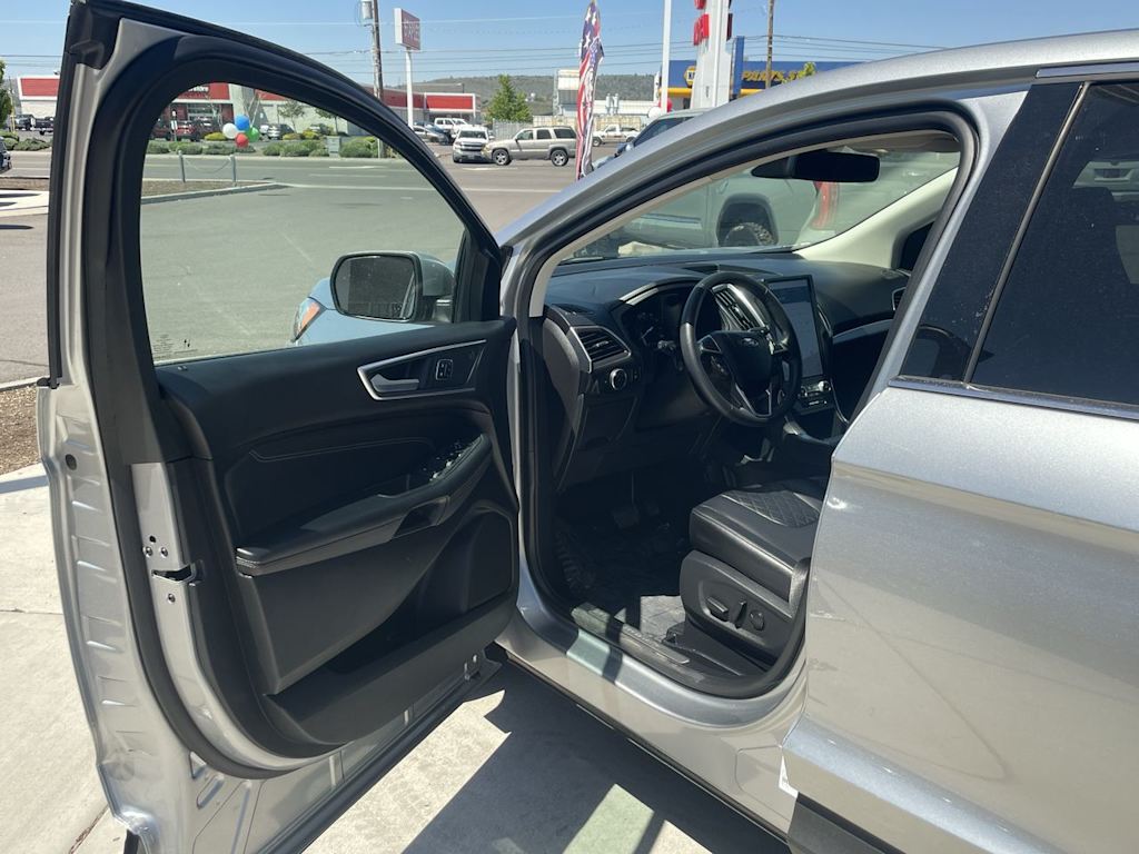Thumbnail: 2024 Ford Edge - 20