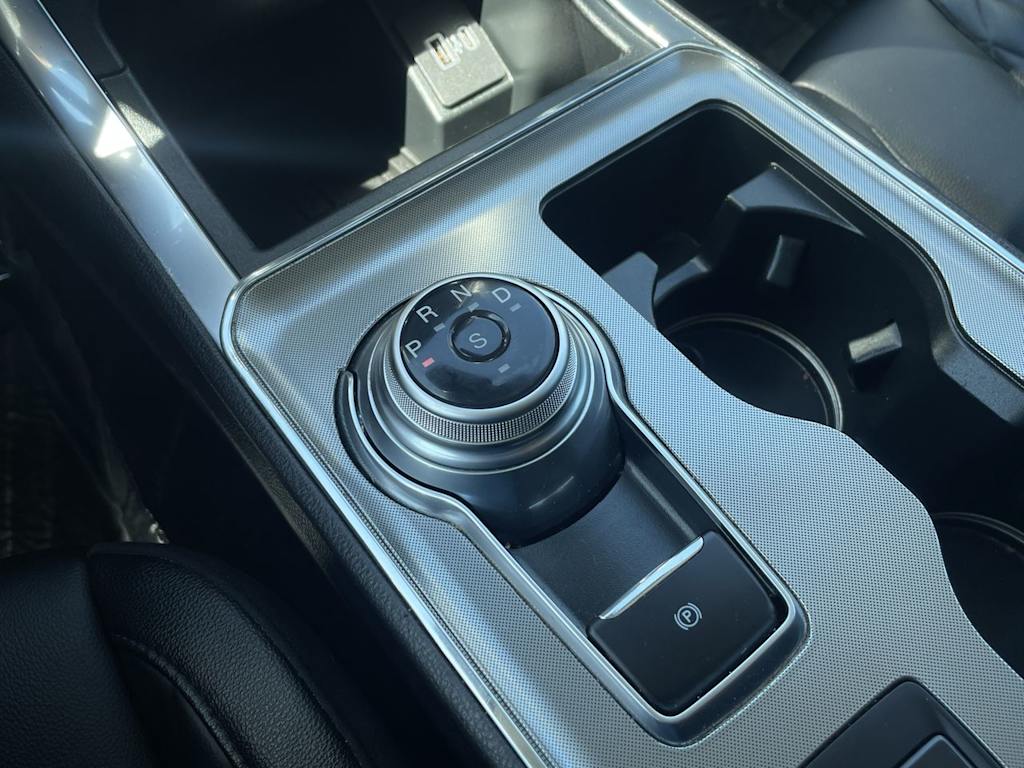 Thumbnail: 2024 Ford Edge - 15