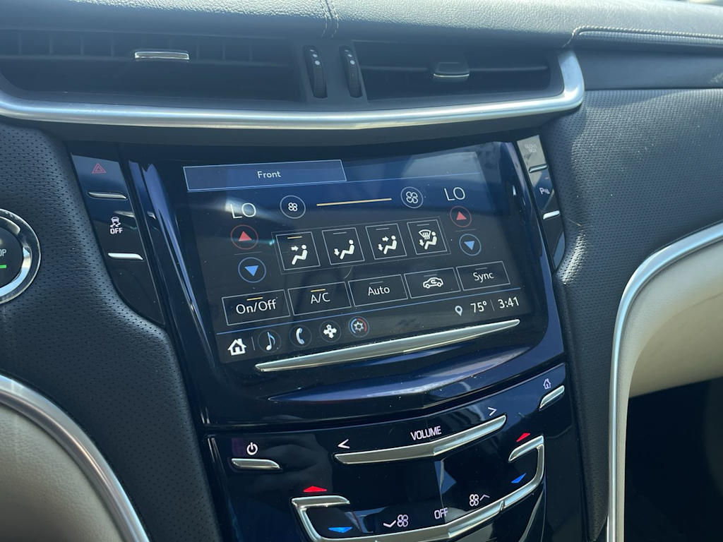 2019 Cadillac XTS Base 14