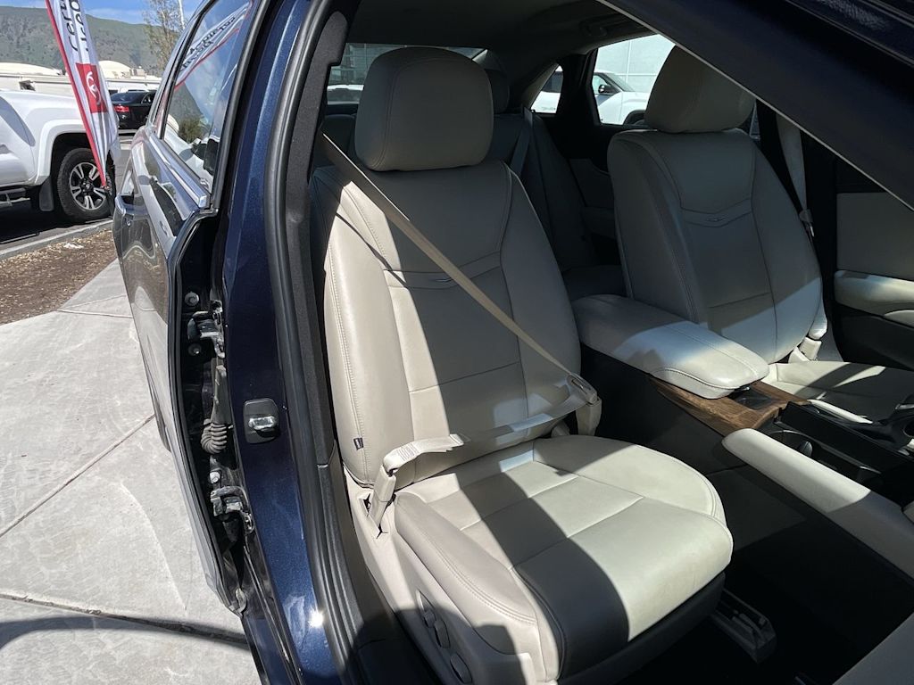 2019 Cadillac XTS Base 12