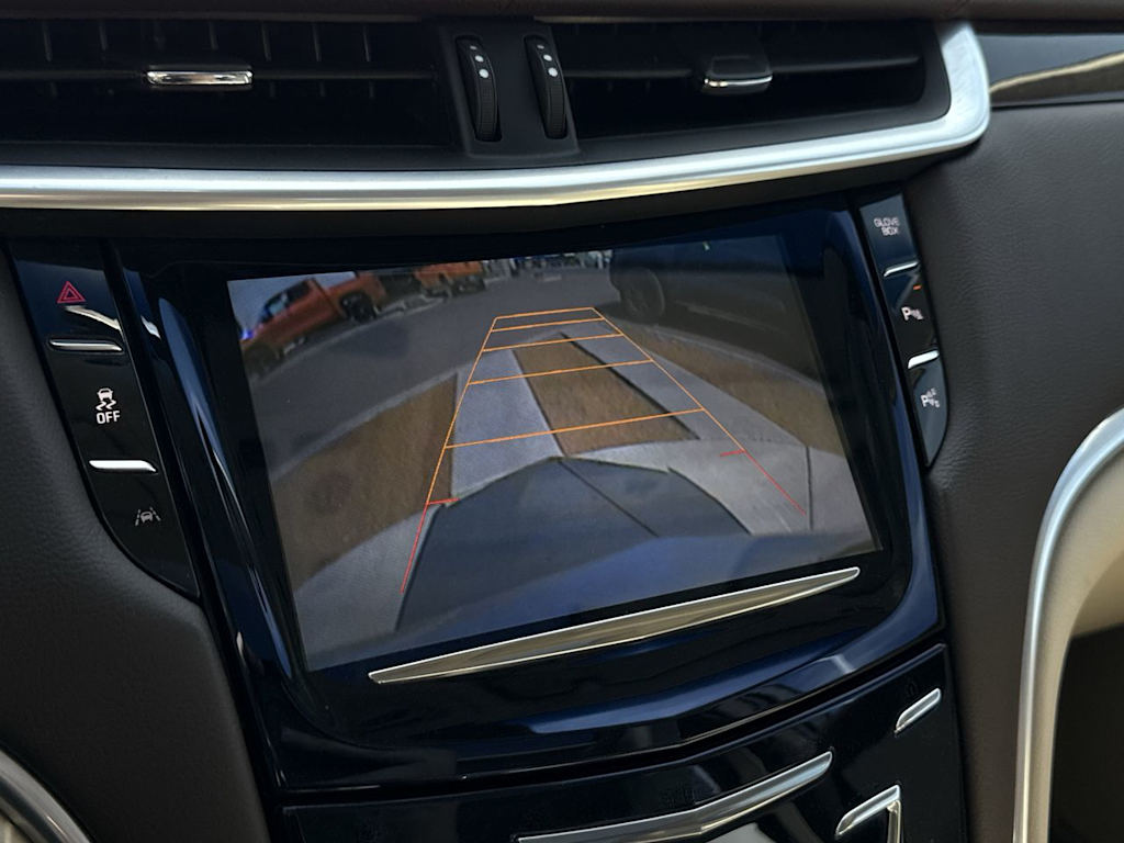 Thumbnail: 2015 Cadillac XTS - 21