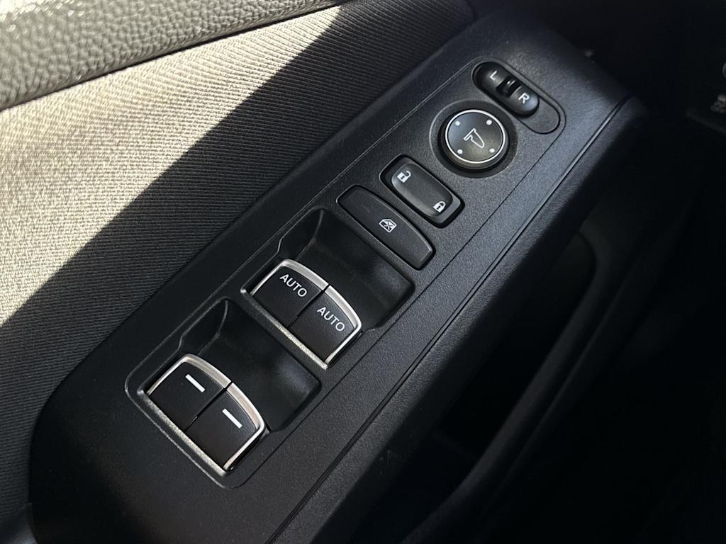 Thumbnail: 2023 Honda Civic - 24