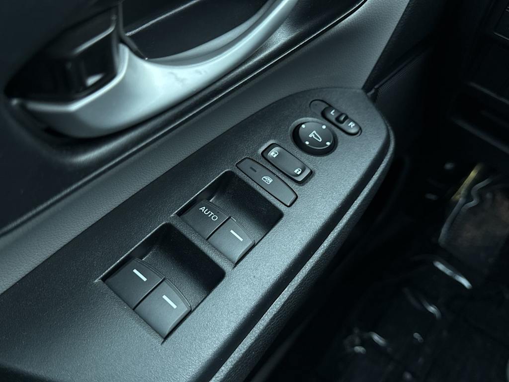 Thumbnail: 2018 Honda CR-V - 23