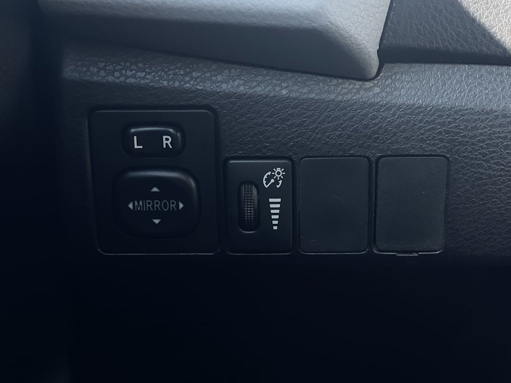 Thumbnail: 2016 Toyota Corolla - 23