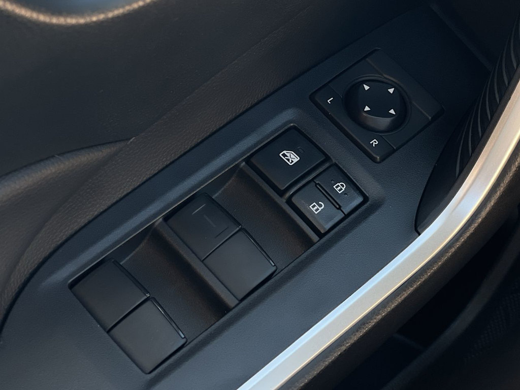 Thumbnail: 2023 Toyota RAV4 - 24