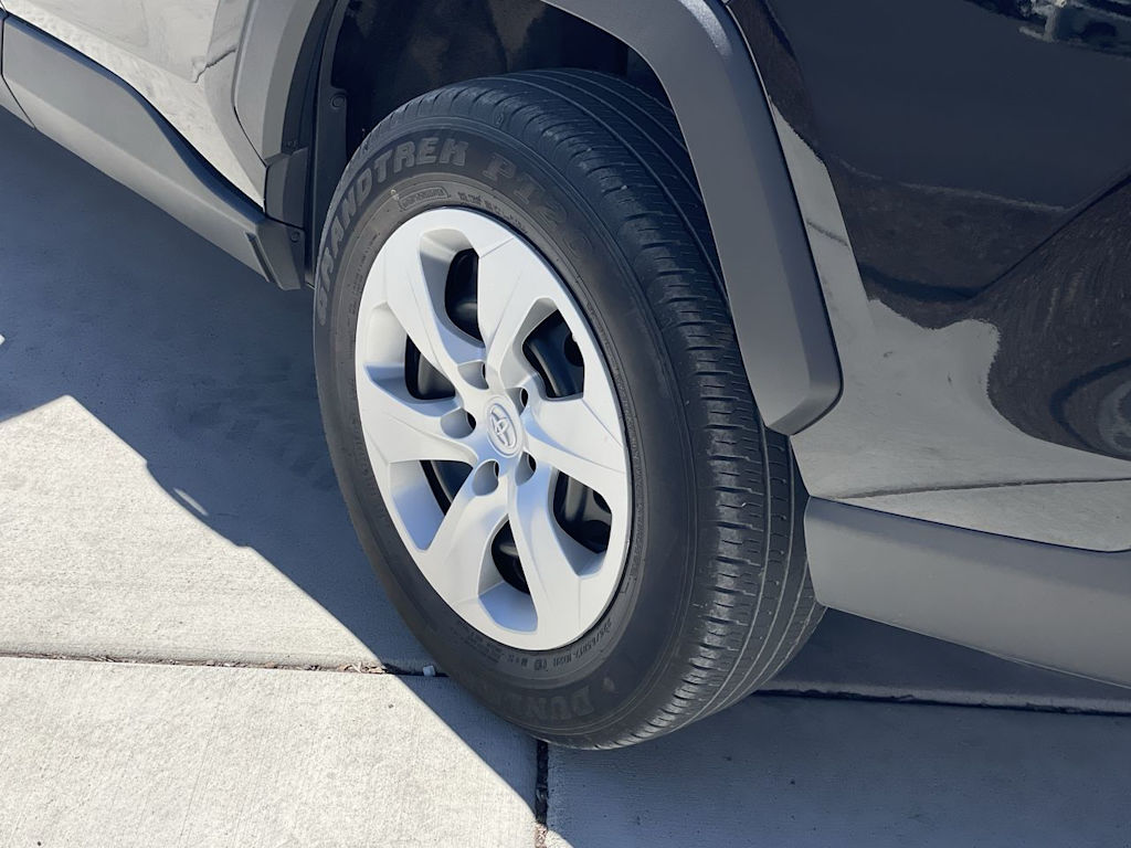 Thumbnail: 2023 Toyota RAV4 - 8