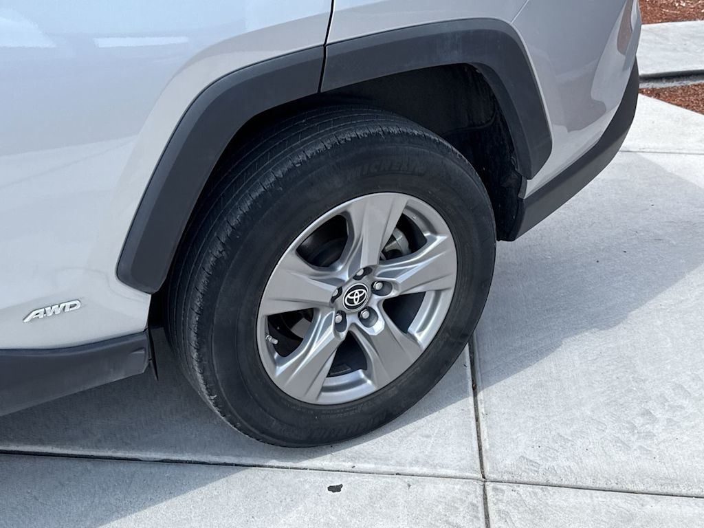 Thumbnail: 2024 Toyota RAV4 - 8