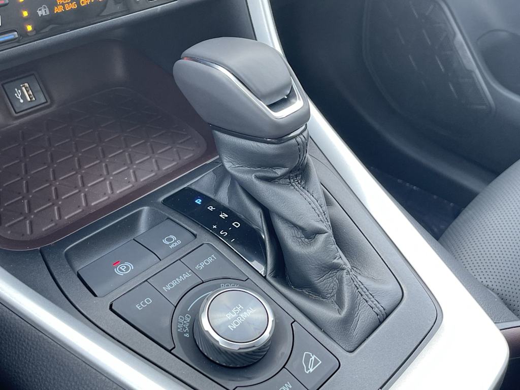 Thumbnail: 2023 Toyota RAV4 - 22