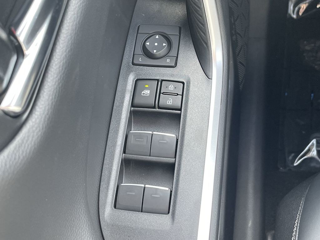 Thumbnail: 2023 Toyota RAV4 - 24