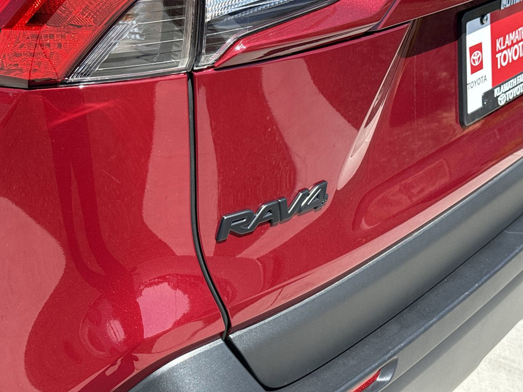 Thumbnail: 2025 Toyota RAV4 - 7