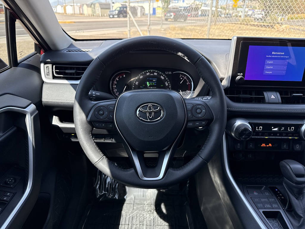 Thumbnail: 2025 Toyota RAV4 - 10