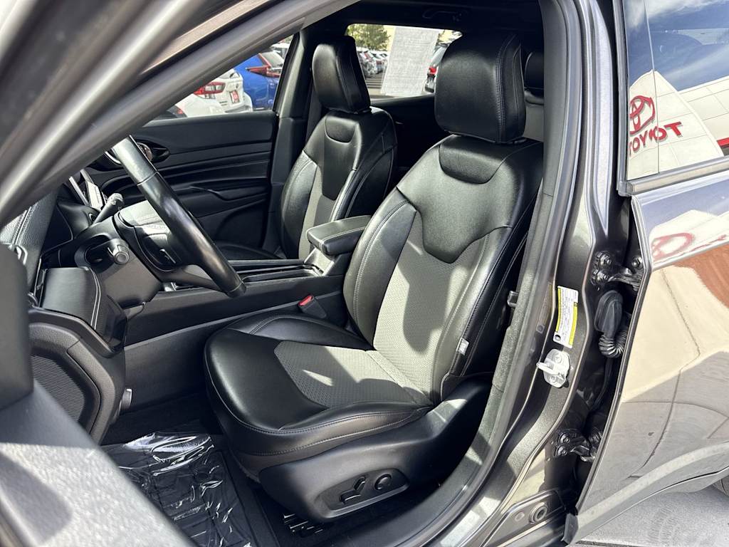 Thumbnail: 2022 Jeep Compass - 11