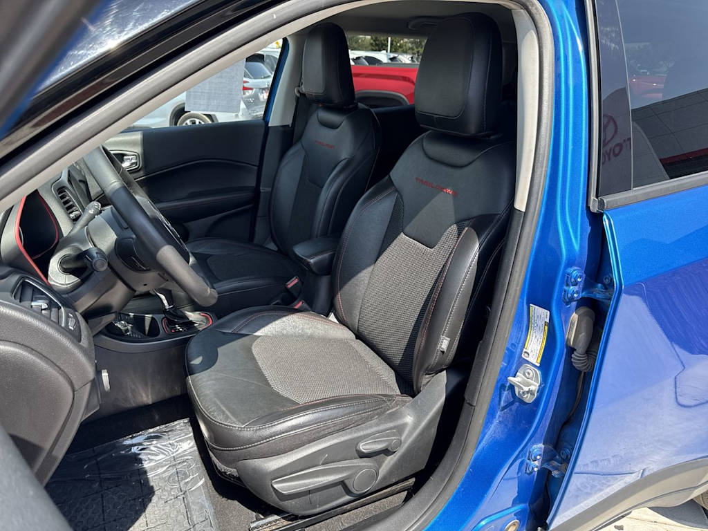 Thumbnail: 2021 Jeep Compass - 11