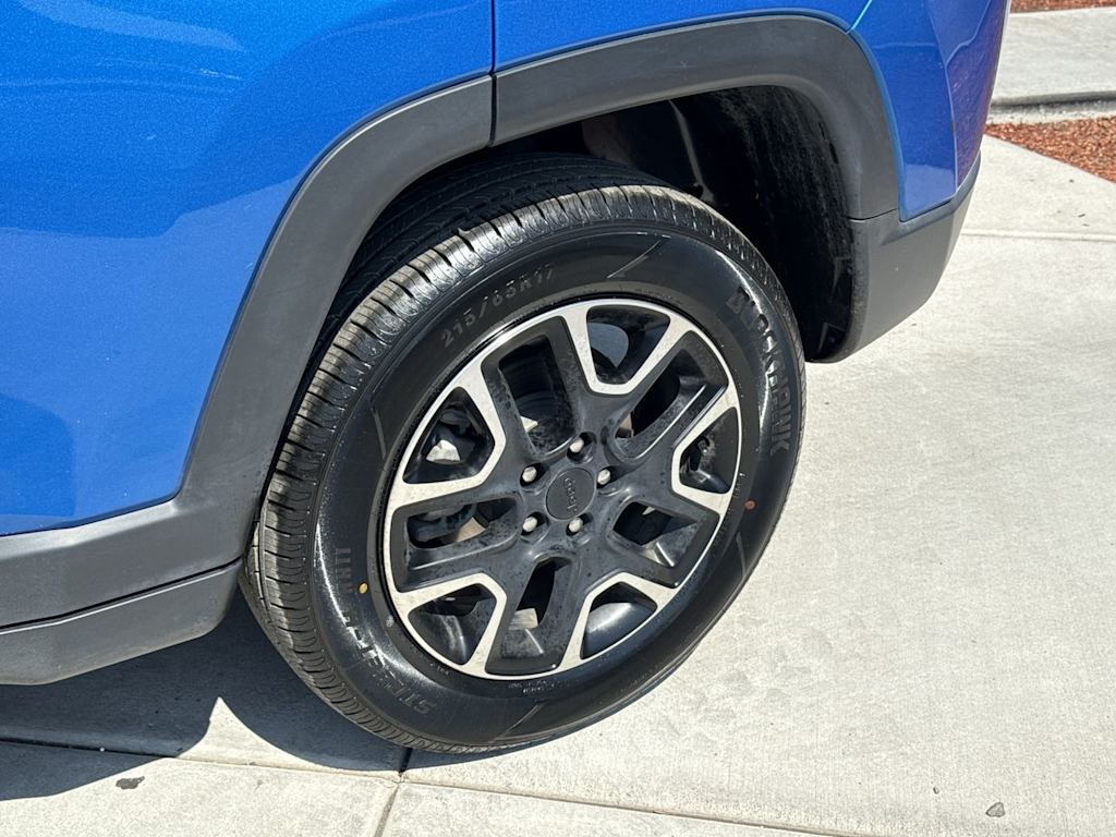 Thumbnail: 2021 Jeep Compass - 8