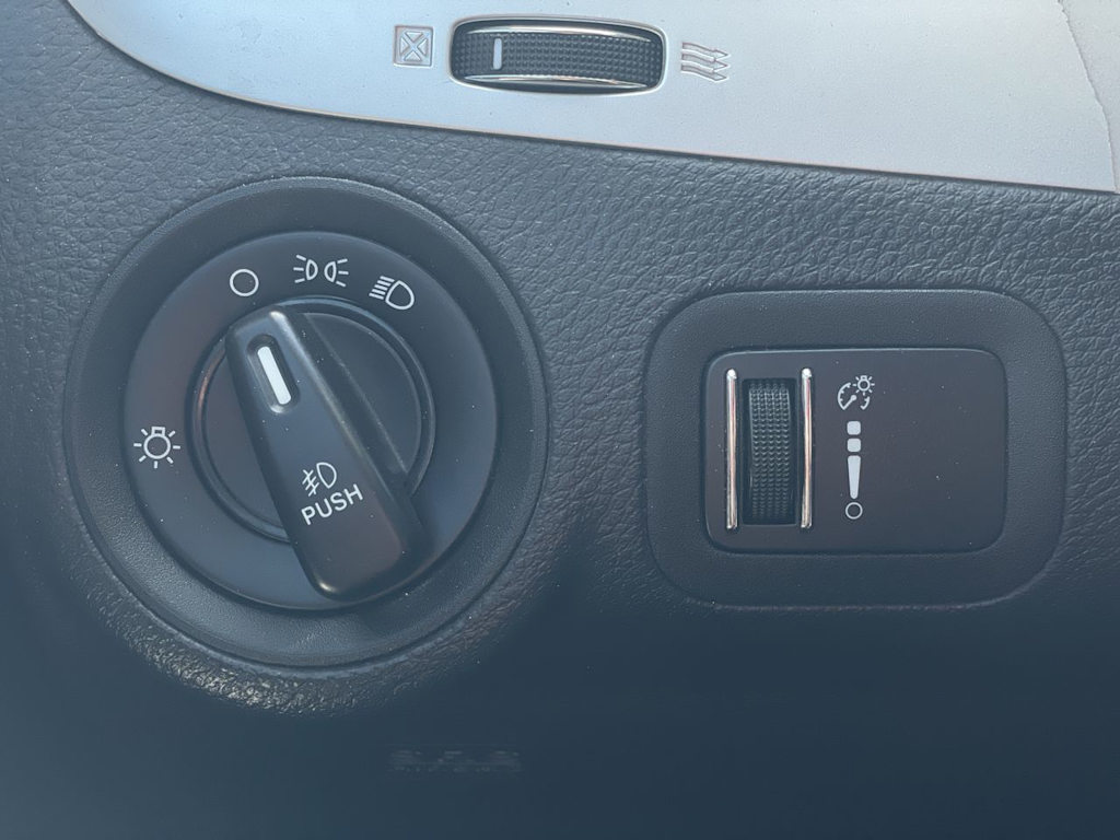 2016 Dodge Journey SXT 23