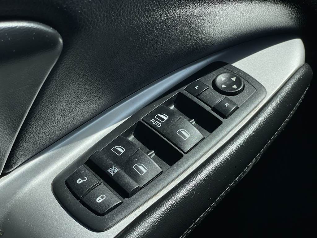 2016 Dodge Journey SXT 24