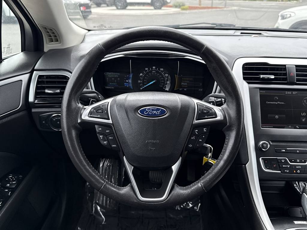 Thumbnail: 2016 Ford Fusion - 13