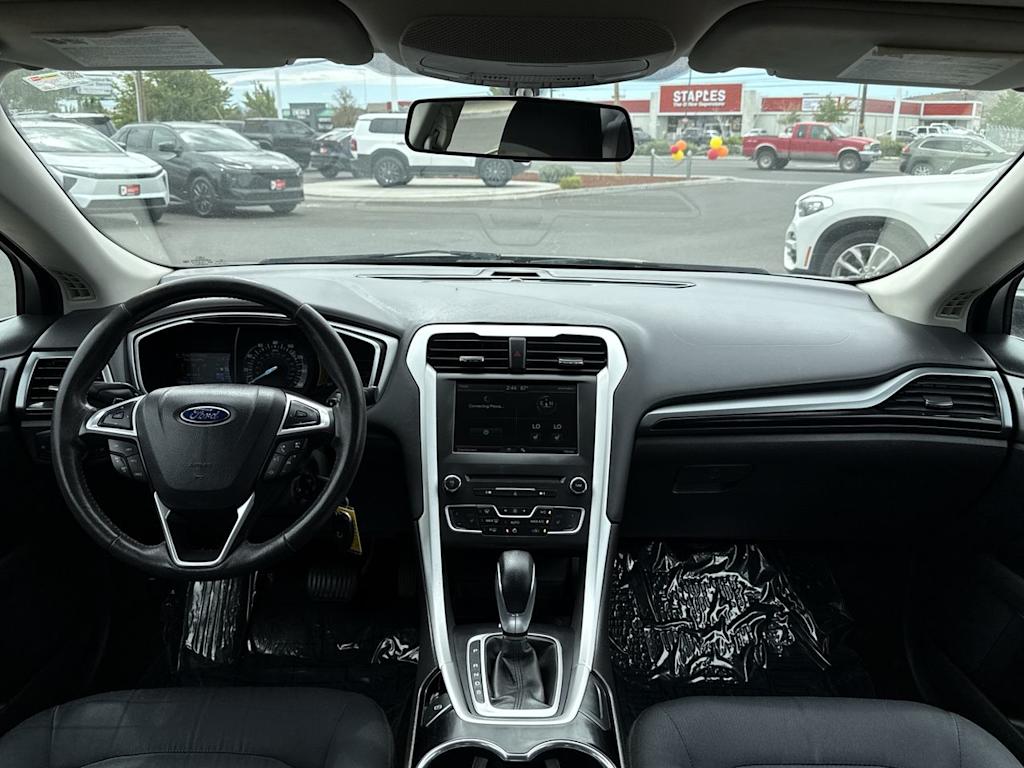 Thumbnail: 2016 Ford Fusion - 9