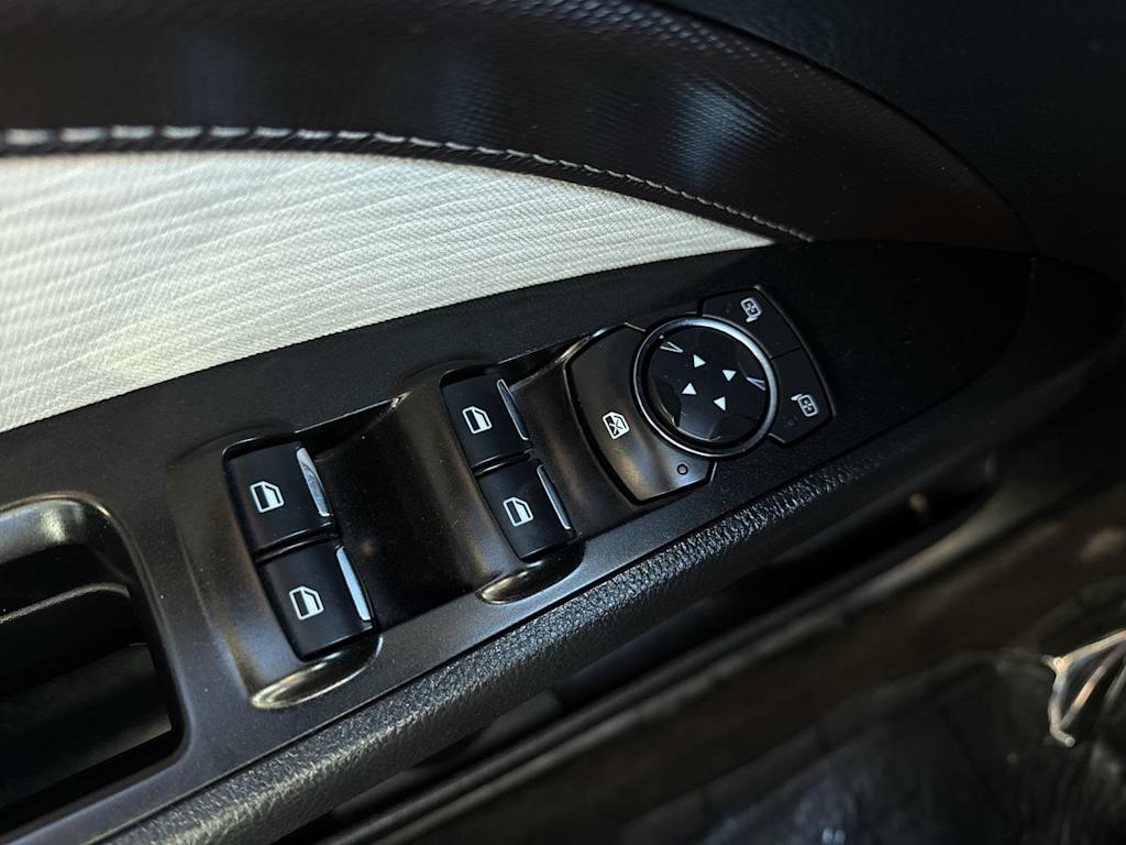 Thumbnail: 2020 Ford Fusion - 24