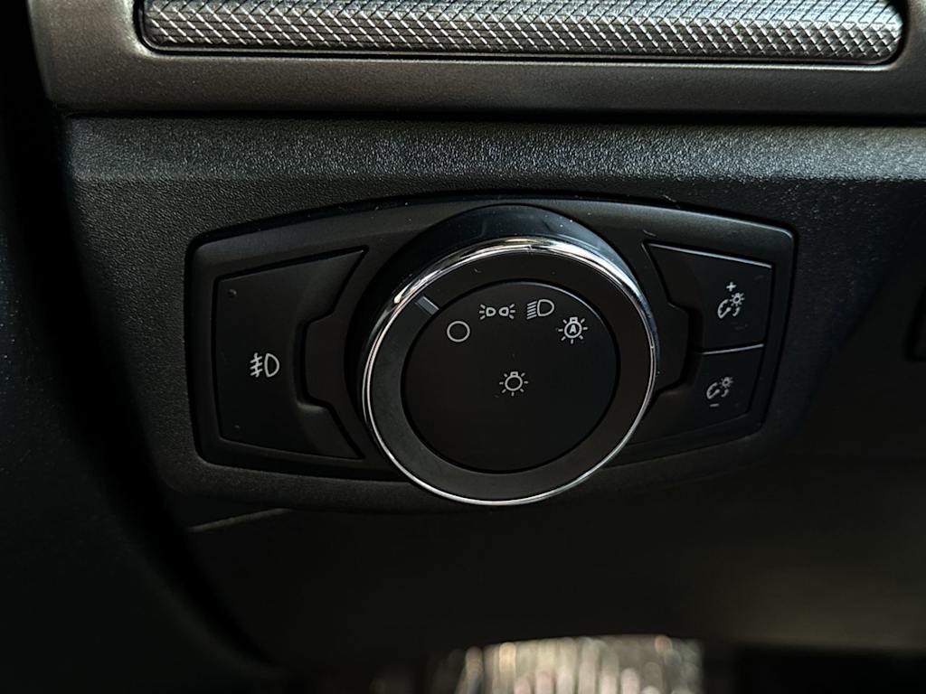 Thumbnail: 2020 Ford Fusion - 23