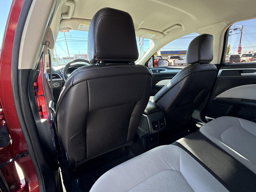 Thumbnail: 2020 Ford Fusion - 21