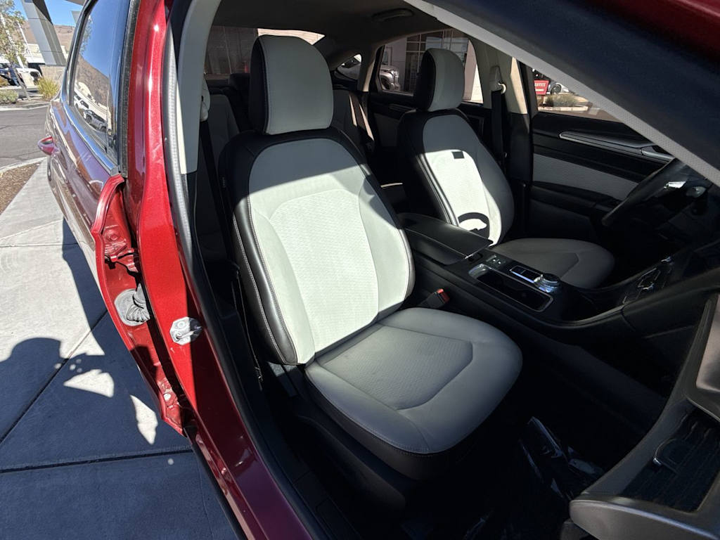 Thumbnail: 2020 Ford Fusion - 11