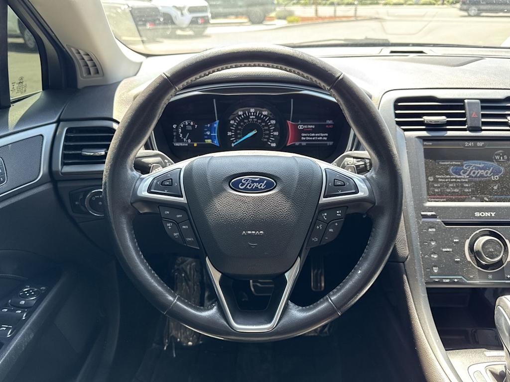 Thumbnail: 2014 Ford Fusion - 10