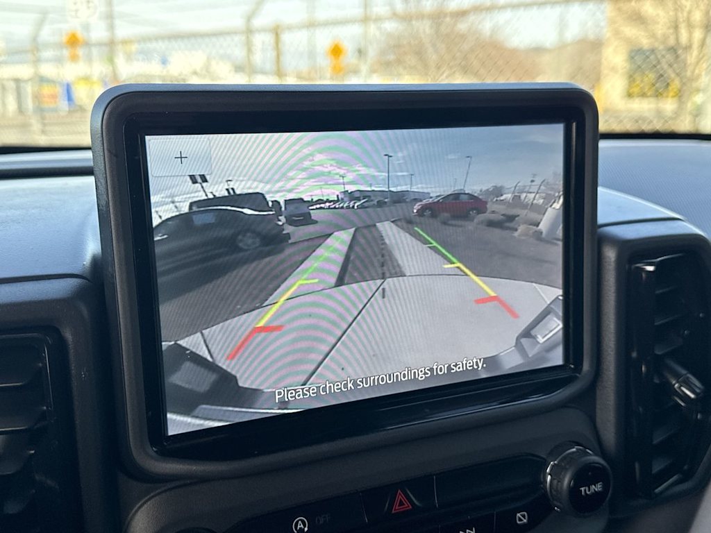 Thumbnail: 2021 Ford Bronco Sport - 21