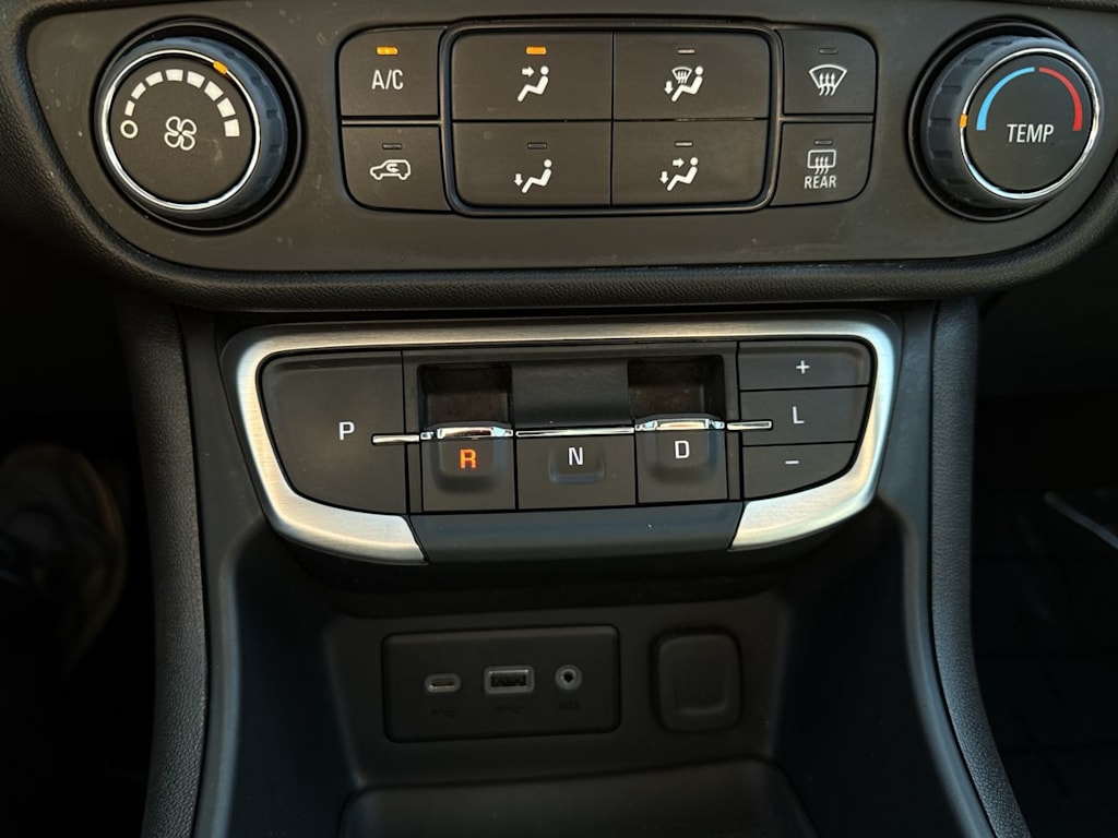 Thumbnail: 2024 GMC Terrain - 22