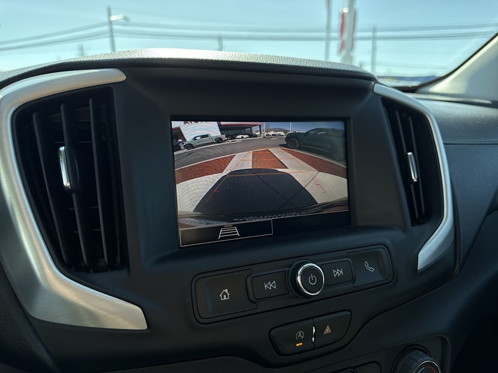 Thumbnail: 2024 GMC Terrain - 21