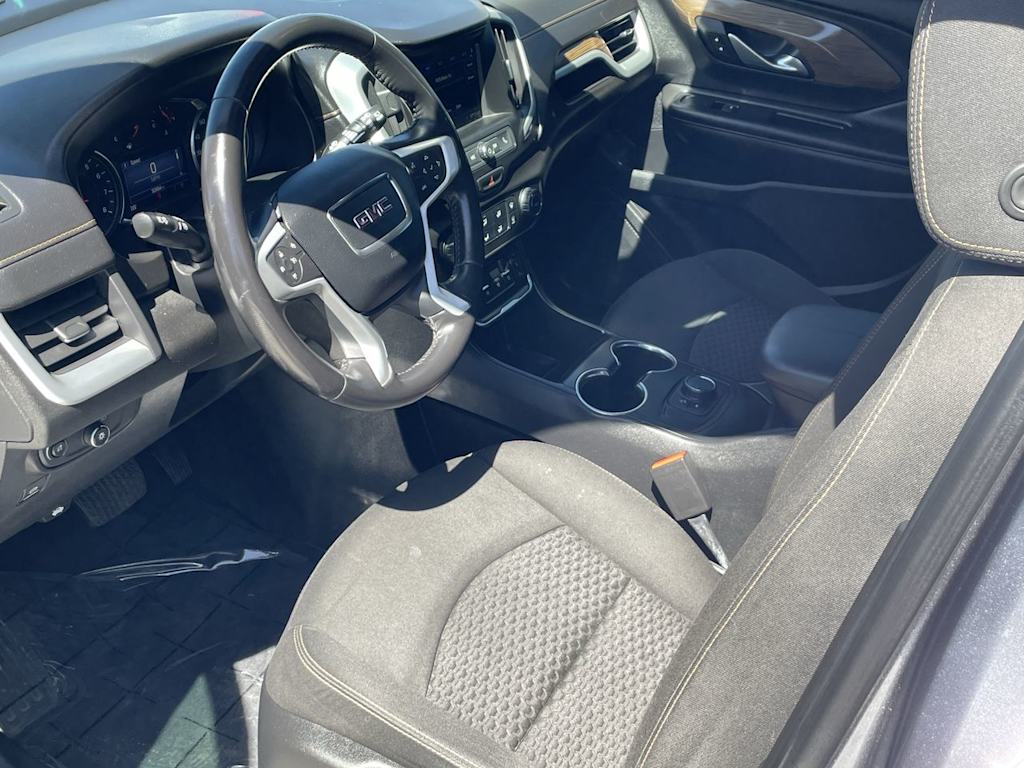 2020 GMC Terrain SLE 10