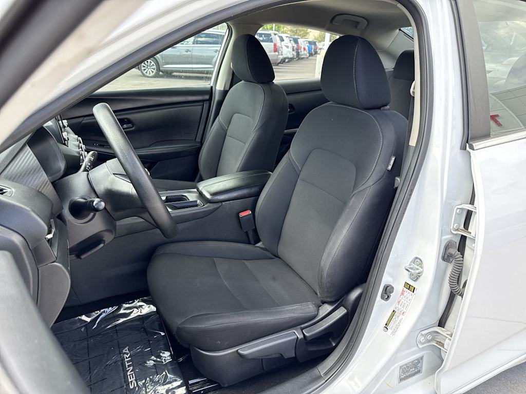 Thumbnail: 2024 Nissan Sentra - 10