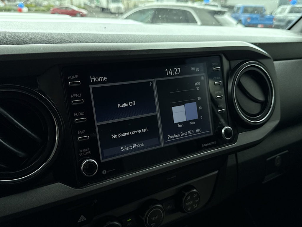Thumbnail: 2020 Toyota Tacoma - 12