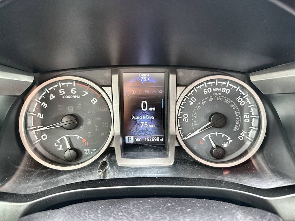 Thumbnail: 2016 Toyota Tacoma - 16