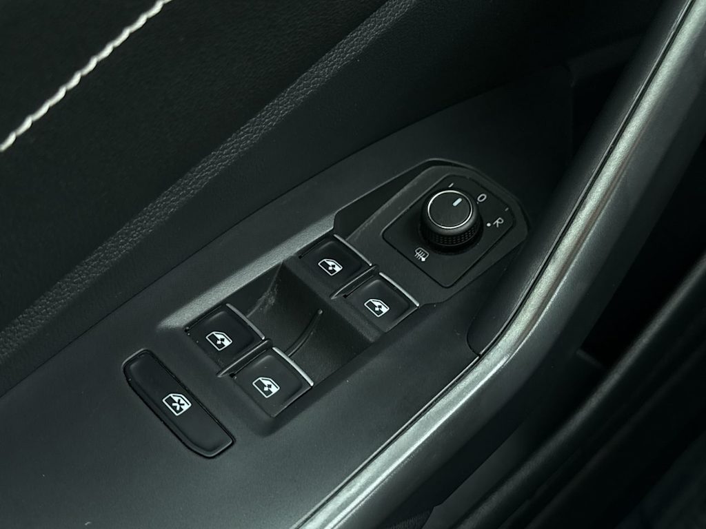 Thumbnail: 2024 Volkswagen Jetta - 23