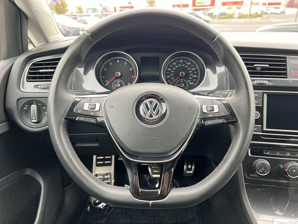 2019 Volkswagen Golf Alltrack S 10