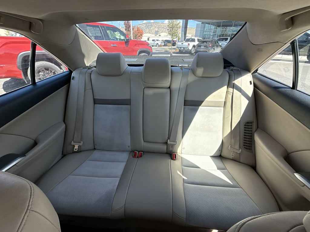Thumbnail: 2012 Toyota Camry - 11